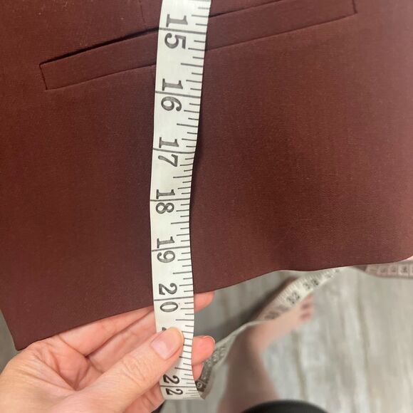 PAIGE Irene Square Neck Vest Brown 12
Large Extra Large Buttons - Picture 11 of 11